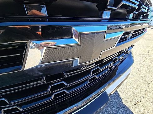 Used 2024 Chevrolet Tahoe Z71 w/ Luxury Package image 38