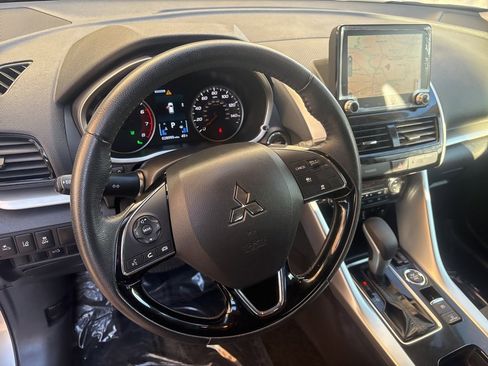 Used 2024 Mitsubishi Eclipse Cross SE image 13