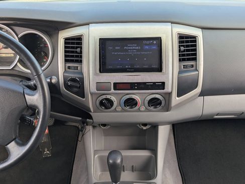 Used 2006 Toyota Tacoma 4x4 Double Cab image 17