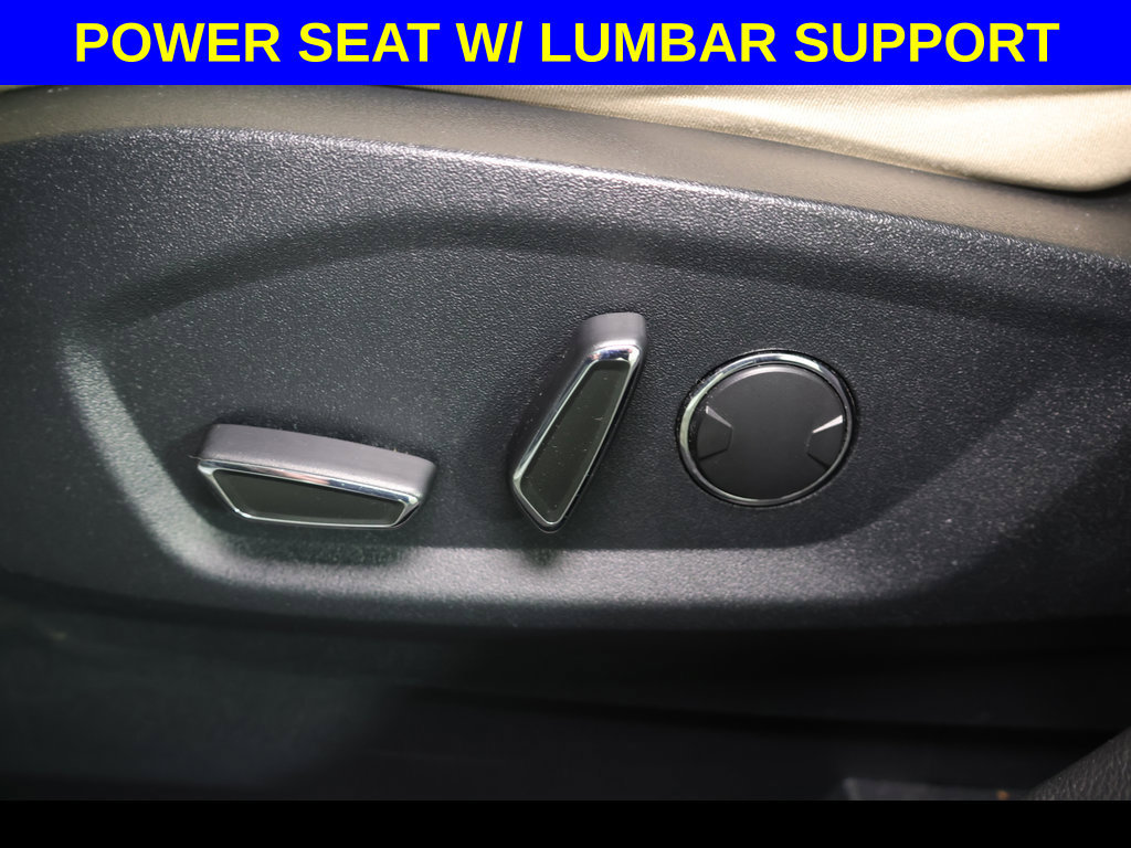 Used 2017 Ford Edge SEL w/ Cargo Accessory Package FWD image 2