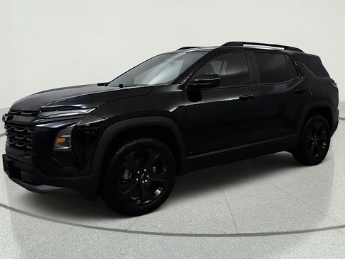 Used 2025 Chevrolet Equinox LT w/ Midnight Edition AWD/4WD image 3