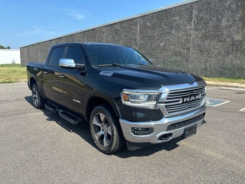 Used 2021 RAM 1500 Laramie AWD/4WD image 1