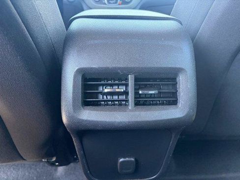 Used 2018 Chevrolet Equinox LS FWD image 27