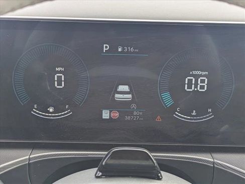 Used 2024 Hyundai Santa Fe SEL image 11