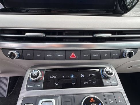 Used 2025 Hyundai Palisade Calligraphy AWD/4WD image 32