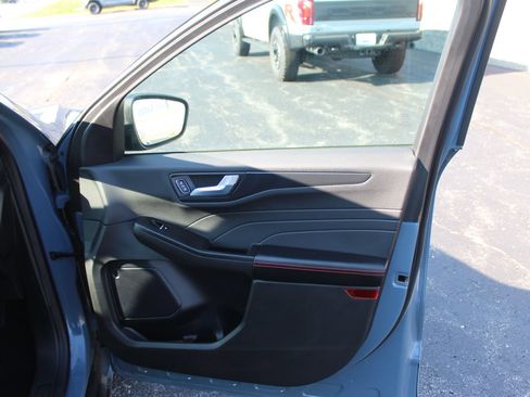 Used 2024 Ford Escape ST-Line w/ Tech Pack #1 FWD image 13