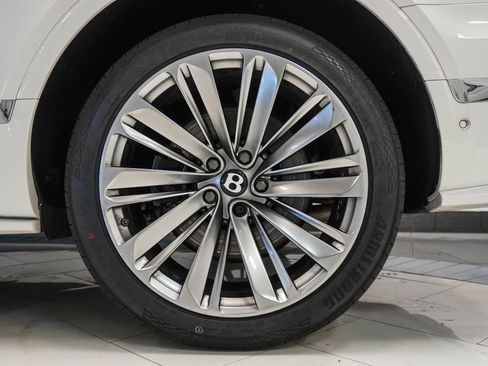 Used 2020 Bentley Bentayga Speed image 41