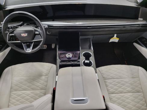 Certified 2025 Cadillac Escalade V w/ LPO, Floor Liner Package AWD/4WD image 6