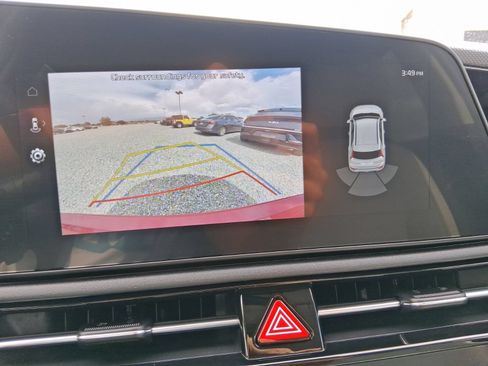 Used 2023 Kia Niro FWD image 24