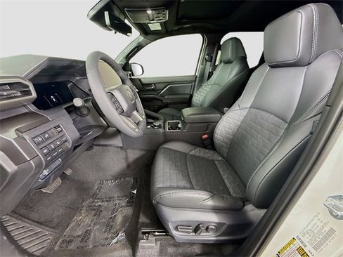 New 2025 Toyota Tacoma TRD Off-Road image 20