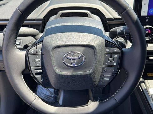 Used 2026 Toyota bZ AWD/4WD image 17