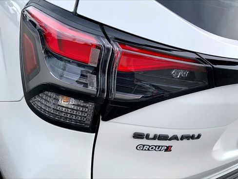 Used 2025 Subaru Forester Limited AWD/4WD image 28