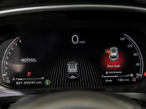 Used 2023 Acura MDX SH-AWD w/ Technology Package image 24