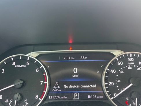 Used 2021 Nissan Sentra SR FWD image 38