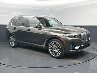 Used 2021 BMW X7 xDrive40i w/ Premium Package AWD/4WD video 1