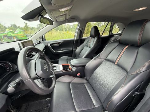 Used 2024 Toyota RAV4 Adventure AWD/4WD image 13