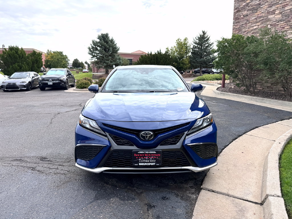 Used 2023 Toyota Camry XSE FWD image 3
