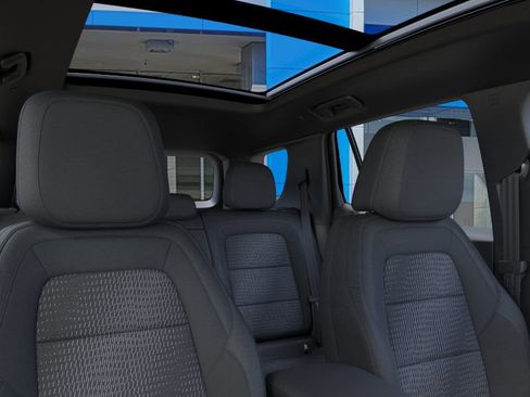 New 2026 Chevrolet Equinox LT image 24