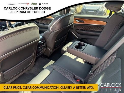 Used 2024 Jeep Grand Cherokee L Summit AWD/4WD image 32