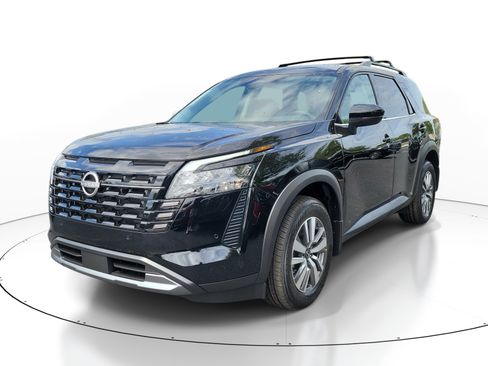 New 2026 Nissan Pathfinder SL AWD/4WD image 3