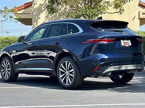 New 2026 Jaguar F-PACE R-Dynamic S image 3