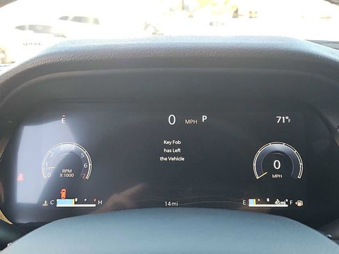 Used 2025 Jeep Grand Cherokee Laredo w/ Luxury Tech Group I image 46