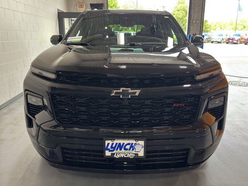 Used 2026 Chevrolet Traverse RS w/ LPO, Floor Liner Package AWD/4WD image 8