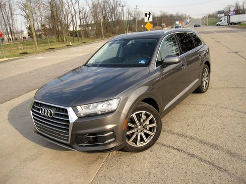 Used 2019 Audi Q7 3.0T Premium Plus w/ Premium Plus Package AWD/4WD image 4