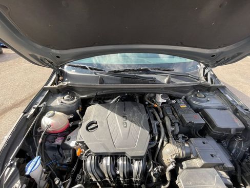 Used 2024 Kia Sportage LX image 30