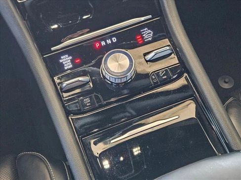 Used 2023 Jeep Grand Cherokee Overland w/ Luxury Tech Group IV image 12