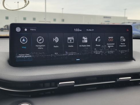 Used 2022 Genesis GV70 2.5T w/ Advanced Package image 21