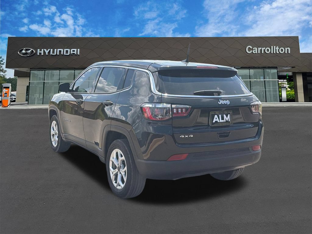 Used 2025 Jeep Compass Sport AWD/4WD image 7
