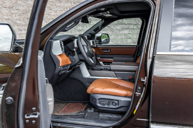 New 2025 Toyota Tundra 1794 Edition w/ TRD Performance Package (TMS) AWD/4WD image 13