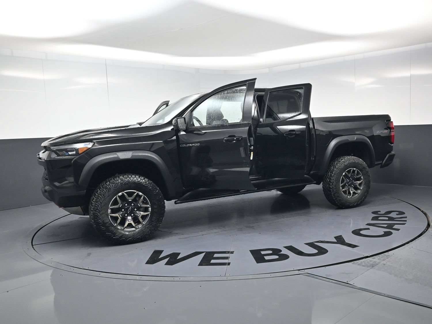 New 2026 Chevrolet Colorado ZR2 w/ Technology Package AWD/4WD image 28