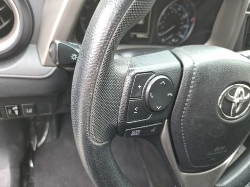 Used 2017 Toyota RAV4 LE w/ All Weather Liner Package AWD/4WD image 19