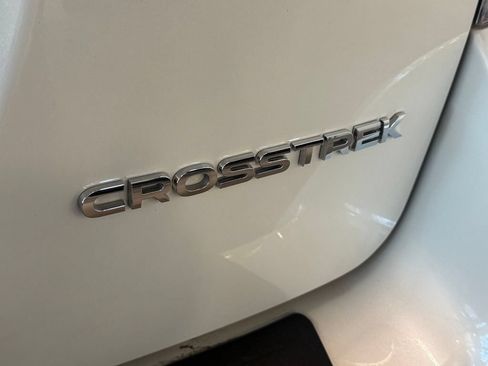 Used 2019 Subaru Crosstrek 2.0i Limited w/ Moonroof Package w/Navigation AWD/4WD image 23