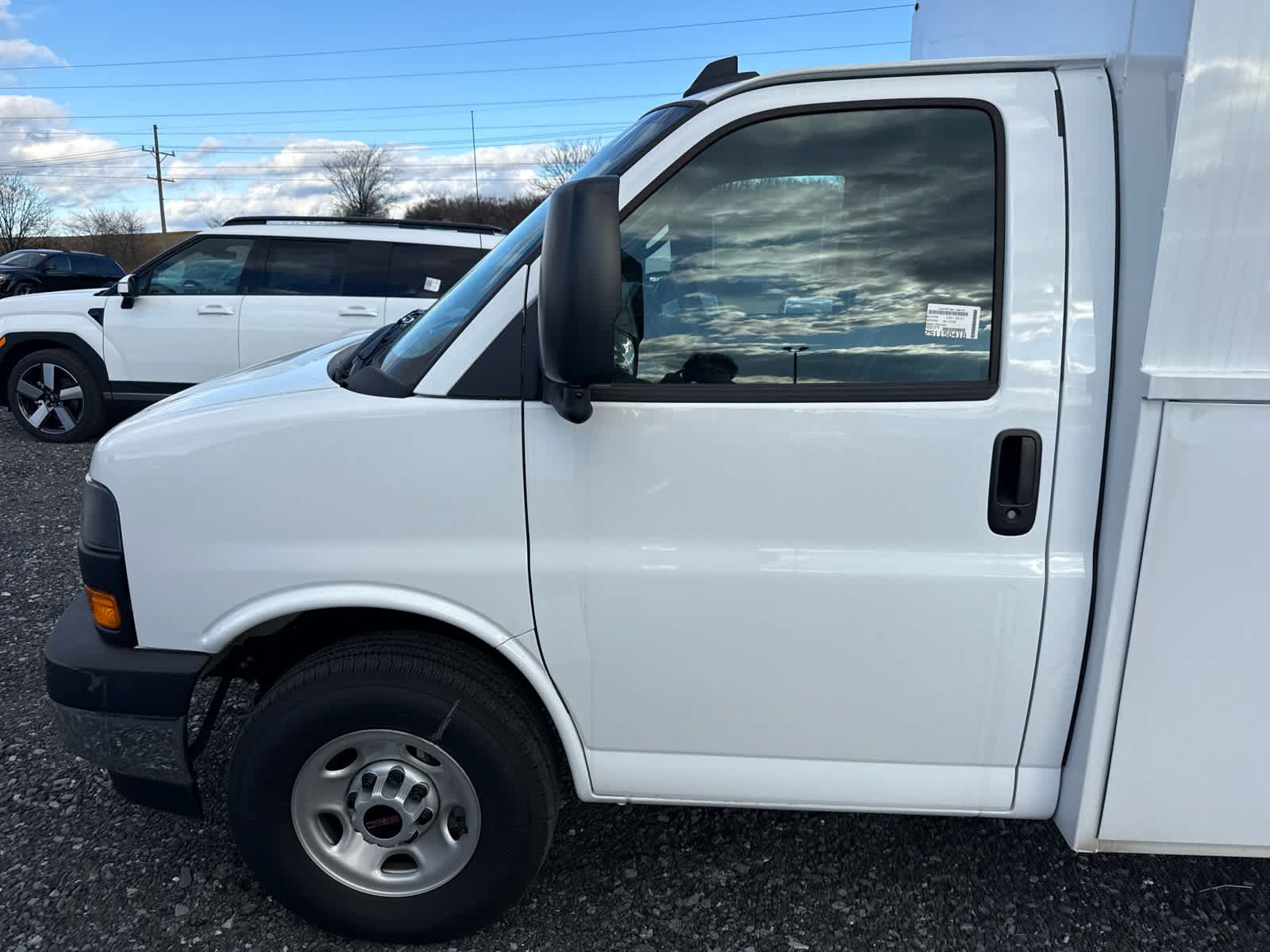 New 2025 GMC Savana 3500 w/ Power Convenience Package RWD image 2