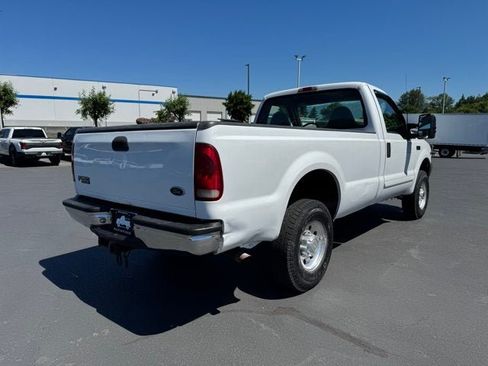 Used 2001 Ford F250 XLT AWD/4WD image 4