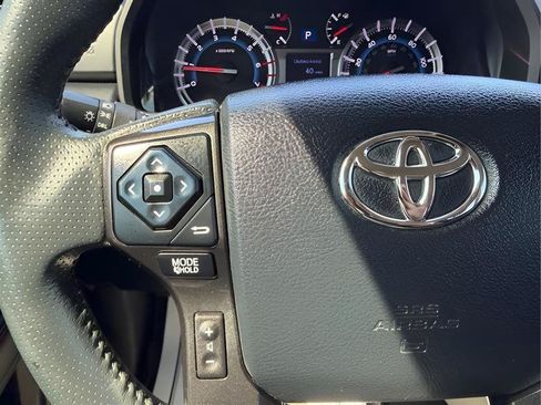 Used 2019 Toyota 4Runner TRD Off-Road Premium AWD/4WD image 53