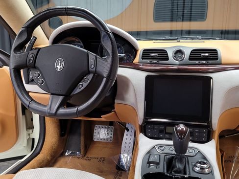 Used 2018 Maserati GranTurismo Sport image 20