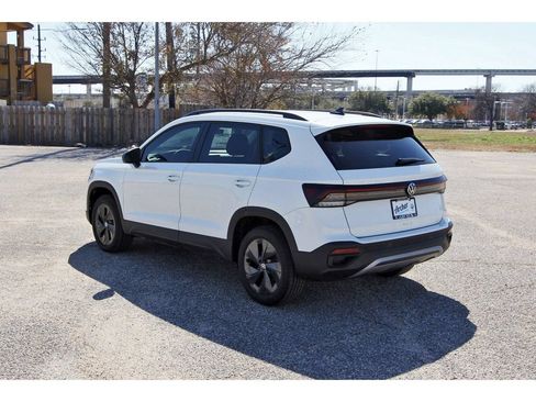 Used 2026 Volkswagen Taos S FWD image 5