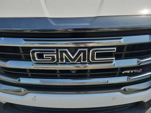 Used 2022 GMC Terrain AT4 w/ Infotainment Package II AWD/4WD image 17