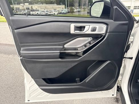 Used 2022 Ford Explorer ST w/ Equipment Group 401A AWD/4WD image 25