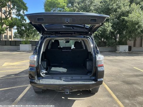 Used 2021 Toyota 4Runner SR5 RWD image 9