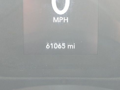 Used 2022 Jeep Wrangler Sport image 13