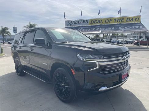 Used 2022 Chevrolet Tahoe LT w/ Luxury Package image 2