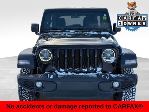 Used 2023 Jeep Wrangler Willys image 3