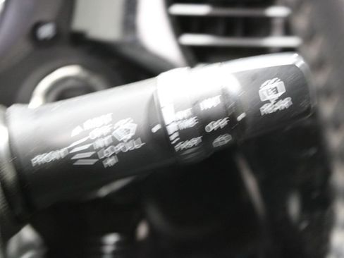 Used 2019 Mitsubishi Outlander SE image 18