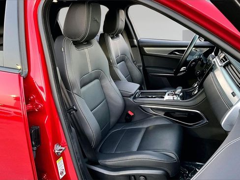 Used 2024 Jaguar F-PACE R-Dynamic S image 27