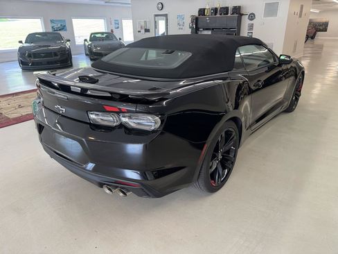 Used 2023 Chevrolet Camaro LT w/ Redline Edition RWD image 5